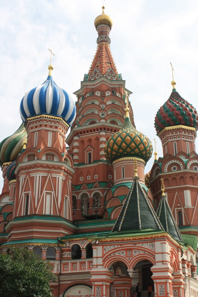 Learn Russian to visit Saint Basil's Cathedral.